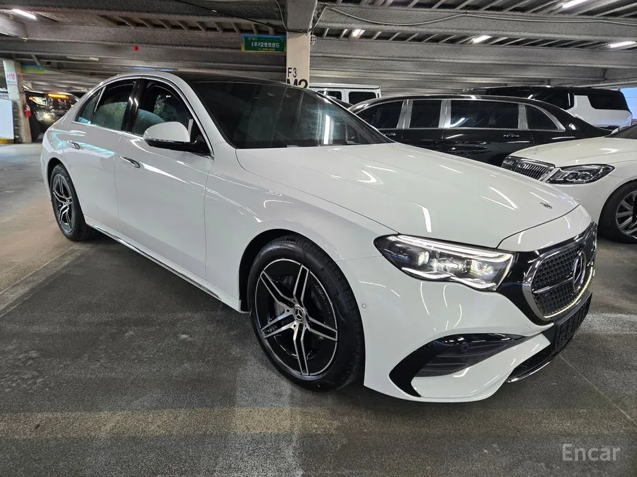 Mercedes-Benz E-Class 2024 E300 4MATIC AMG Line