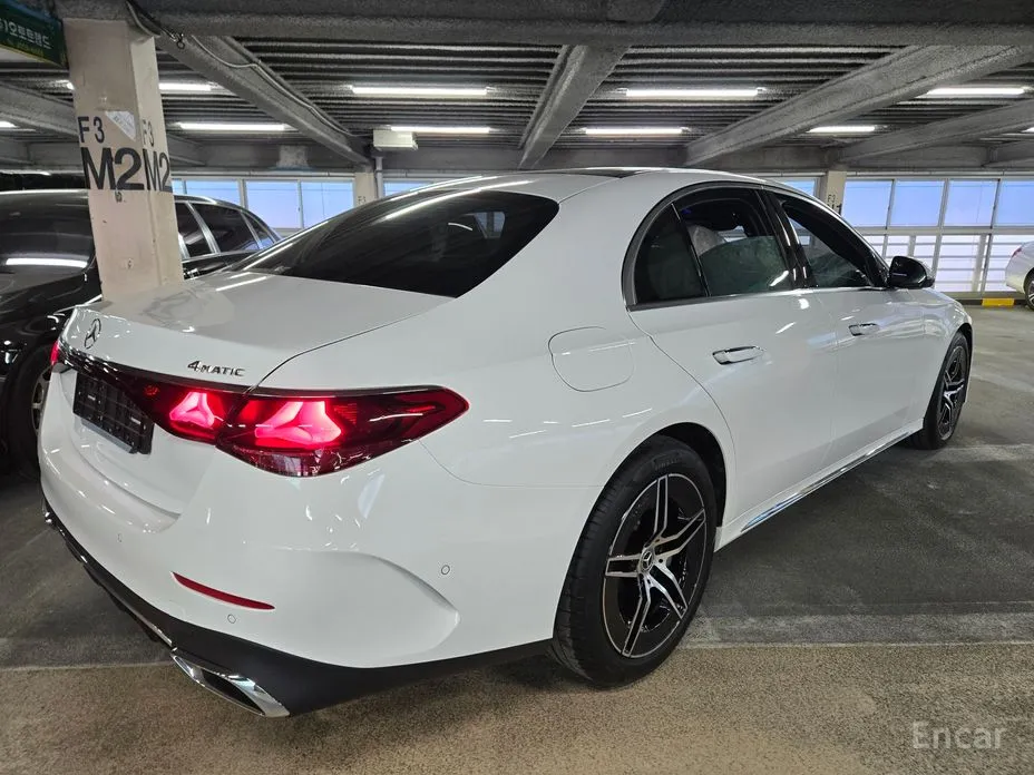 Mercedes-Benz E-Class 2024 E300 4MATIC AMG Line