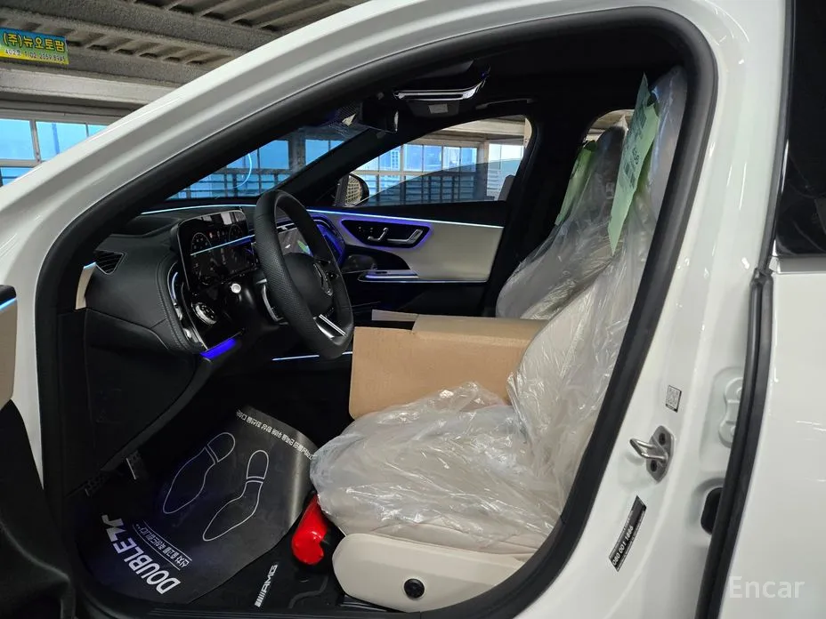 Mercedes-Benz E-Class 2024 E300 4MATIC AMG Line