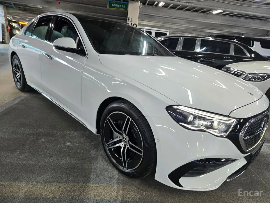 Mercedes-Benz E-Class 2024 E300 4MATIC AMG Line