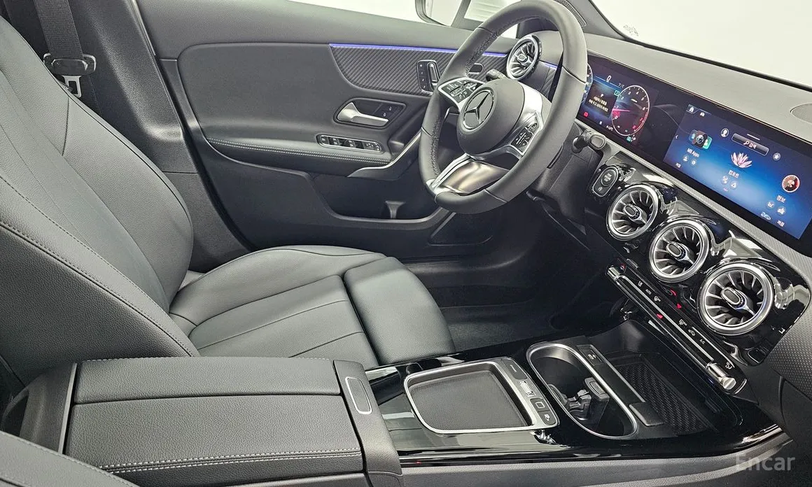 Mercedes-Benz A-Class 2019 A220 Sedan