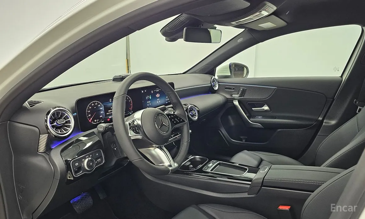 Mercedes-Benz A-Class 2019 A220 Sedan