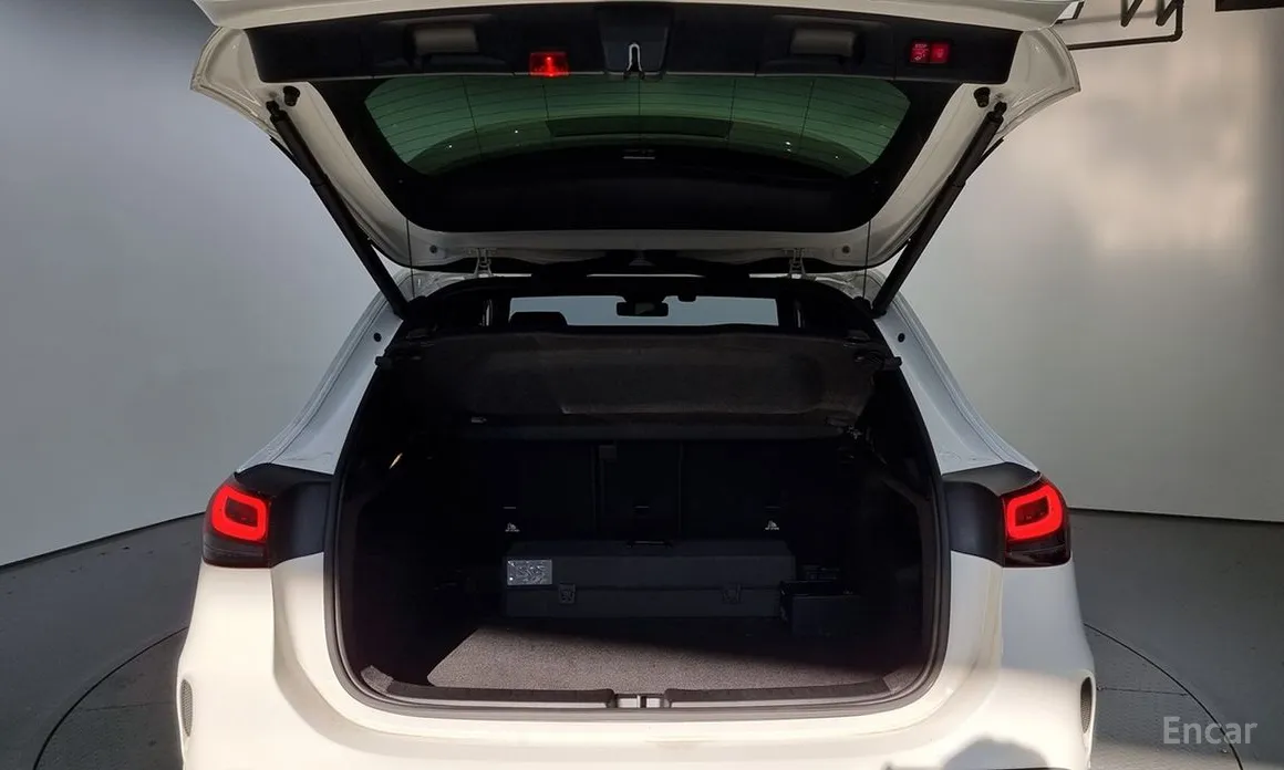 Mercedes-Benz GLA-Class 2020 GLA250 4MATIC