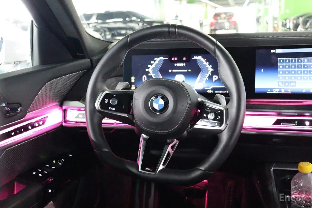 BMW 7 Series 2022 740i xDrive M Sport