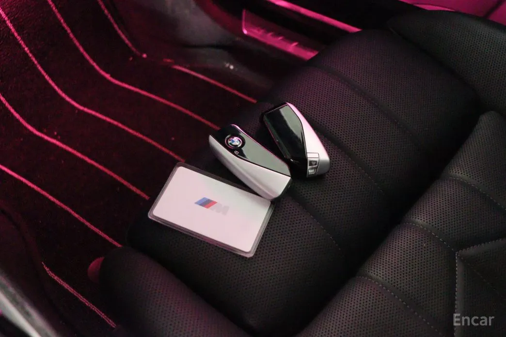 BMW 7 Series 2022 740i xDrive M Sport