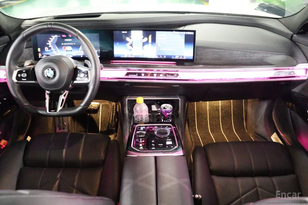 BMW 7 Series 2022 740i xDrive M Sport