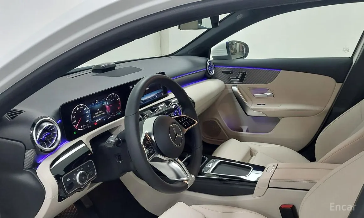 Mercedes-Benz A-Class 2019 A220 Hatchback