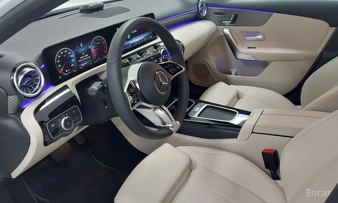 Mercedes-Benz A-Class 2019 A220 Hatchback