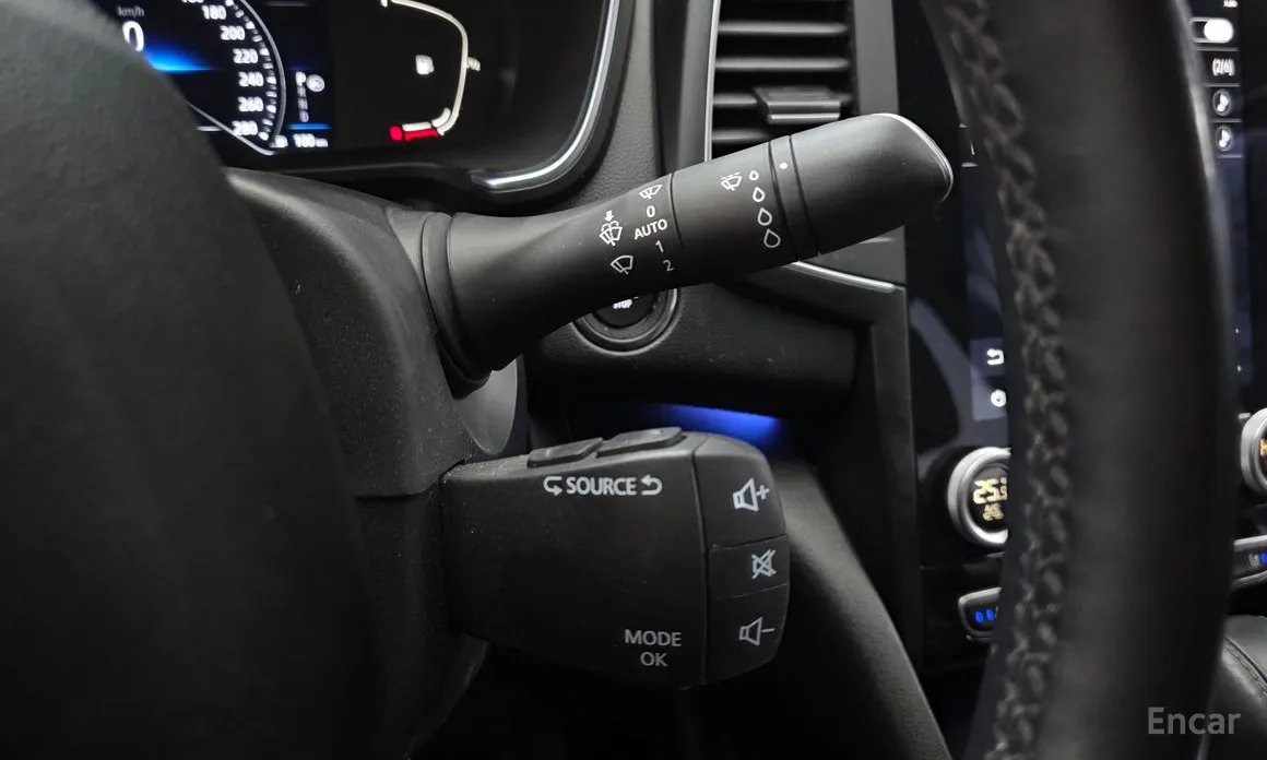 Renault SM6 2020 1.3 TCe LE