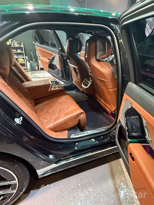 BMW 7 Series 2022 740i xDrive M Sport