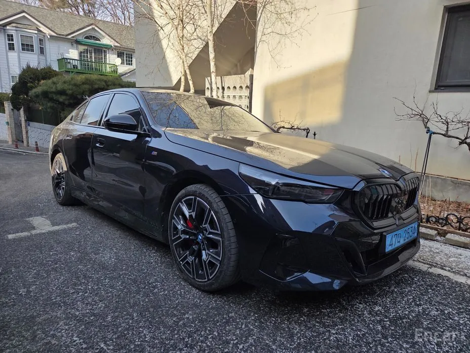2023 BMW i5