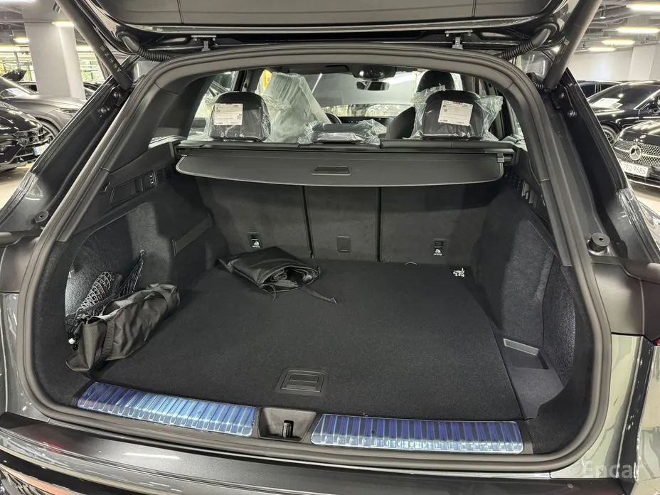 Audi Q5 2025 40 TDI Quattro S Line Black Edition