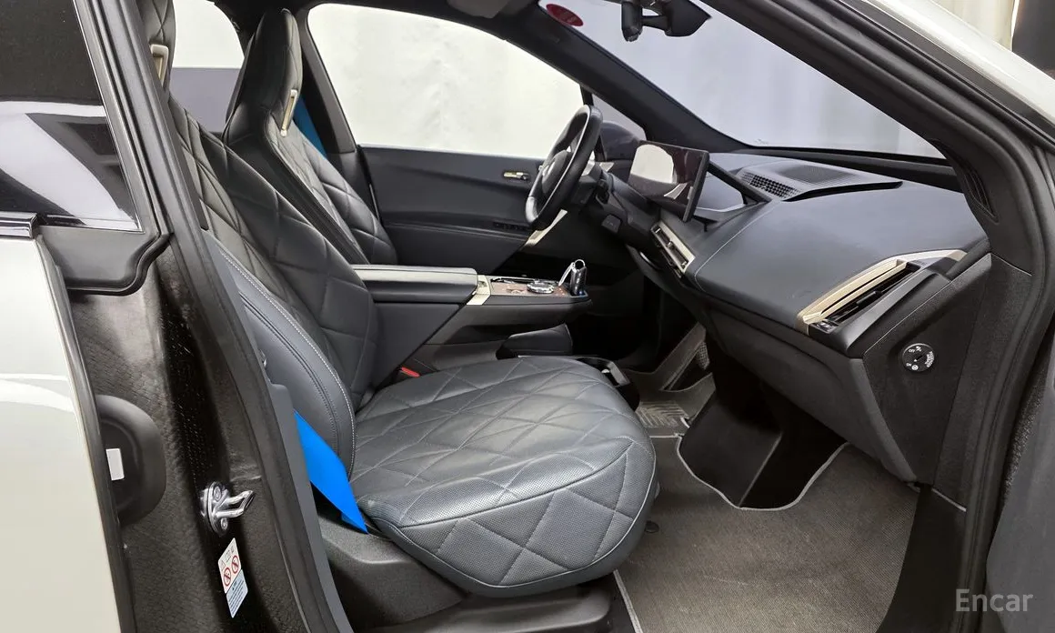 BMW iX 2021 xDrive50 Sports Plus