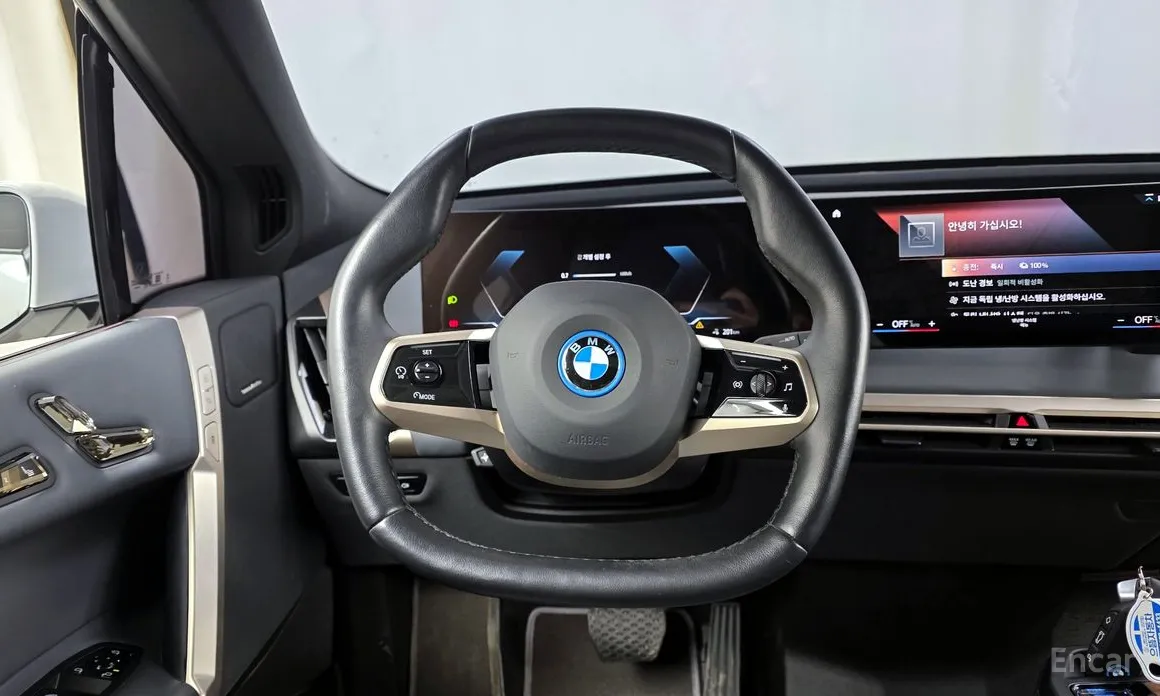 BMW iX 2021 xDrive50 Sports Plus