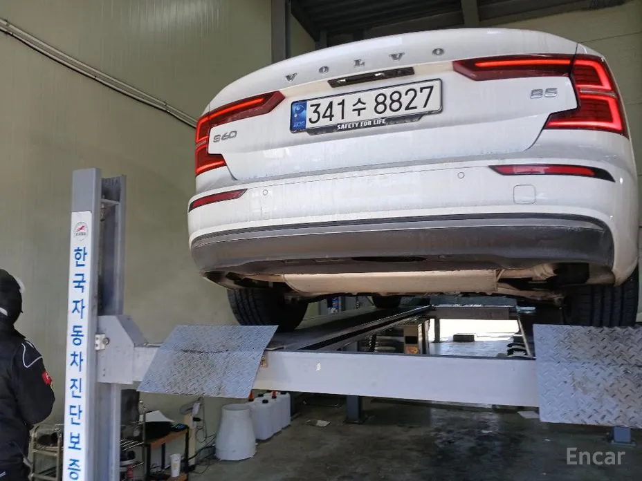 Volvo S60 2019 B5 Ultimate Bright