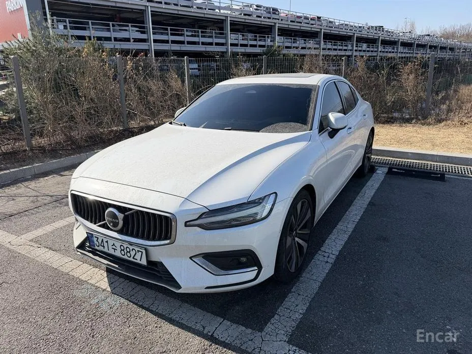 Volvo S60 2019 B5 Ultimate Bright
