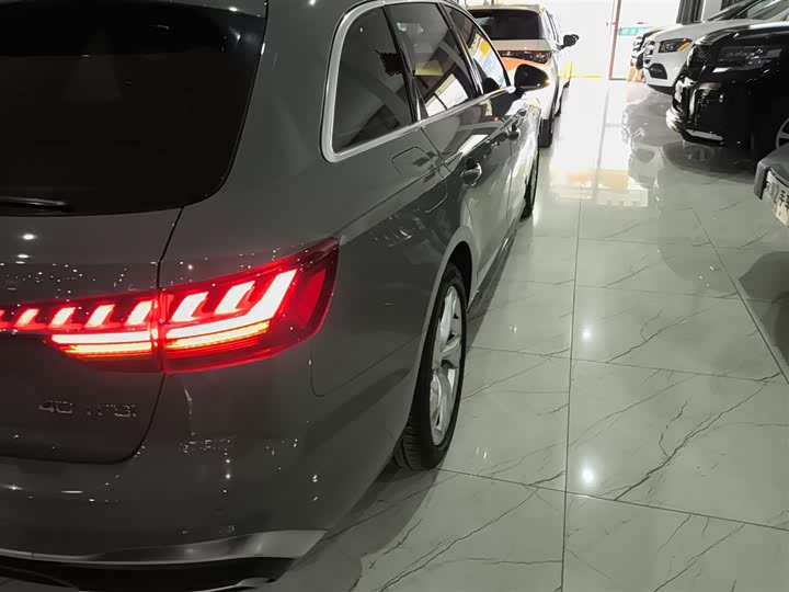Audi A4 2021 2021款 Avant 先锋派 40 TFSI 时尚动感型