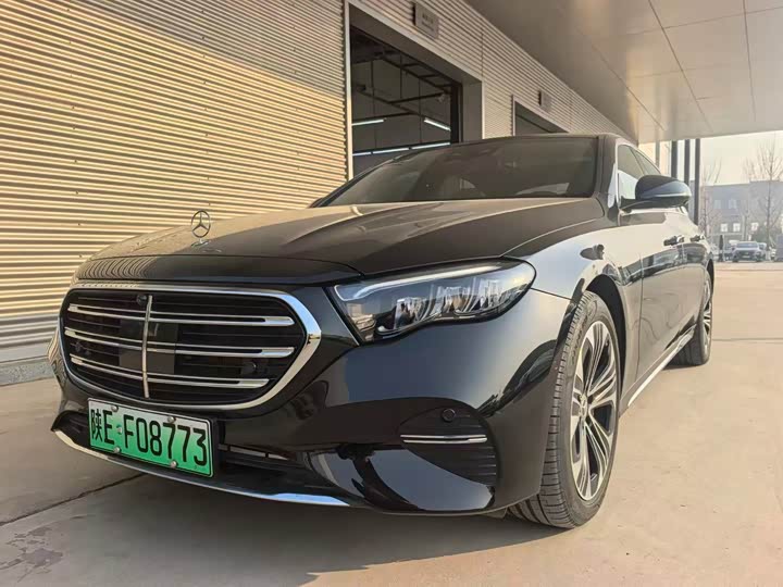 Mercedes-Benz E-Class Hybrid 2024 2024款 E 350 e L 插电式混合动力轿车