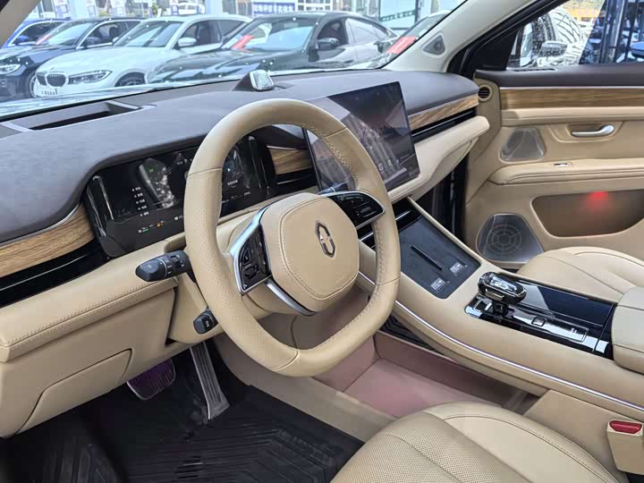 Aito M7 2024 2024款 1.5T 四驱Plus版 5座