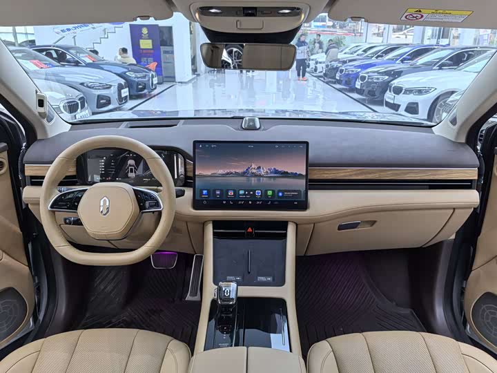 Aito M7 2024 2024款 1.5T 四驱Plus版 5座