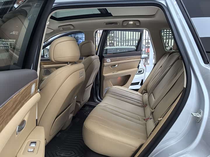 Aito M7 2024 2024款 1.5T 四驱Plus版 5座