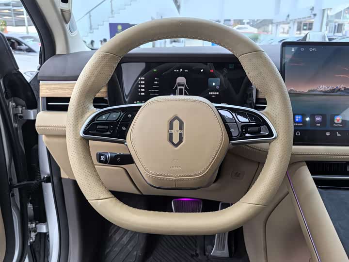 Aito M7 2024 2024款 1.5T 四驱Plus版 5座