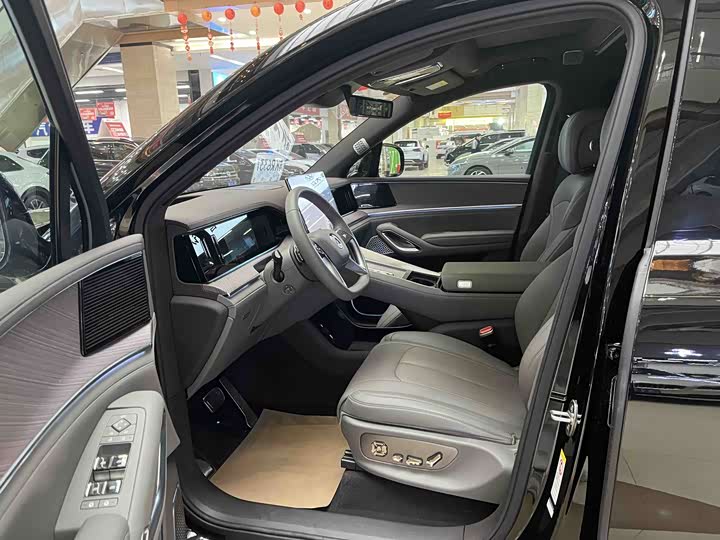 Denza N9 2025 2025款 旗舰型