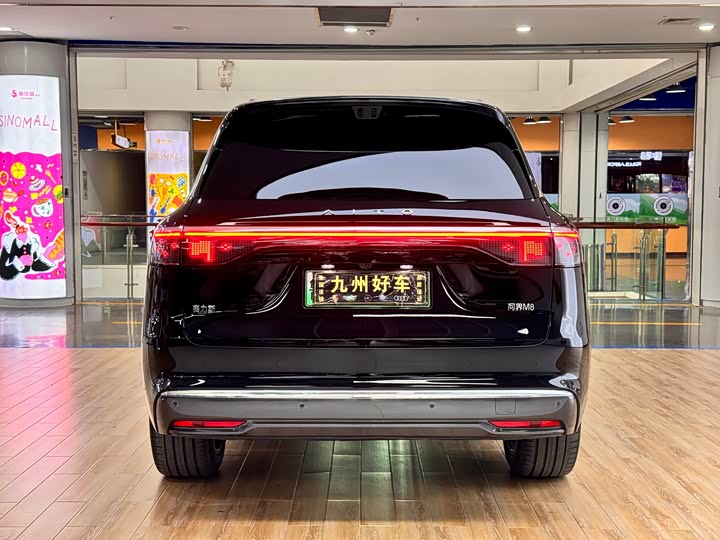 Aito M8 2025 2025款 增程 Max+版 53.4kWh 6座版