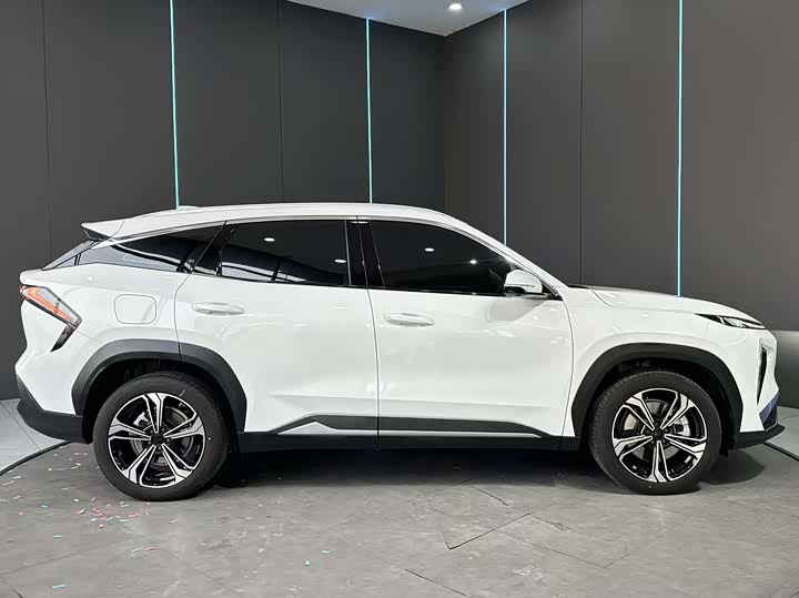 Geely Galaxy L7 2025 2025款 EM-i 115km 探索+版