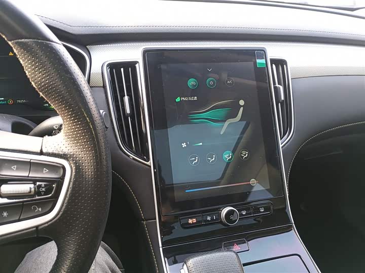 Roewe i6 Max EV 2022 2022款 EV 500天幕尊享版