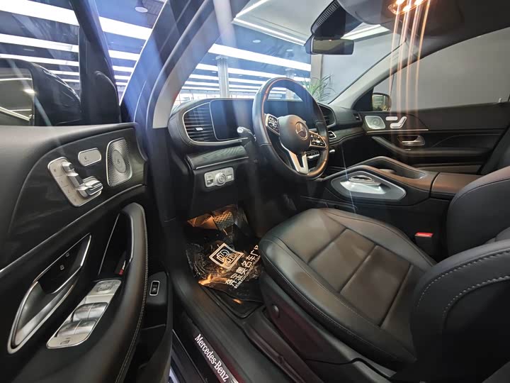 Mercedes-Benz GLE-Class Coupe 2023 2023款 改款 GLE 350 4MATIC 轿跑SUV 豪华型