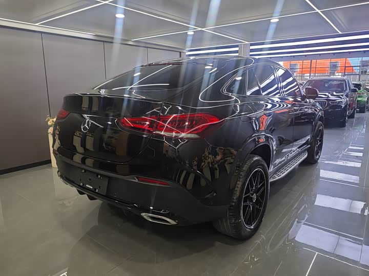 Mercedes-Benz GLE-Class Coupe 2023 2023款 改款 GLE 350 4MATIC 轿跑SUV 豪华型