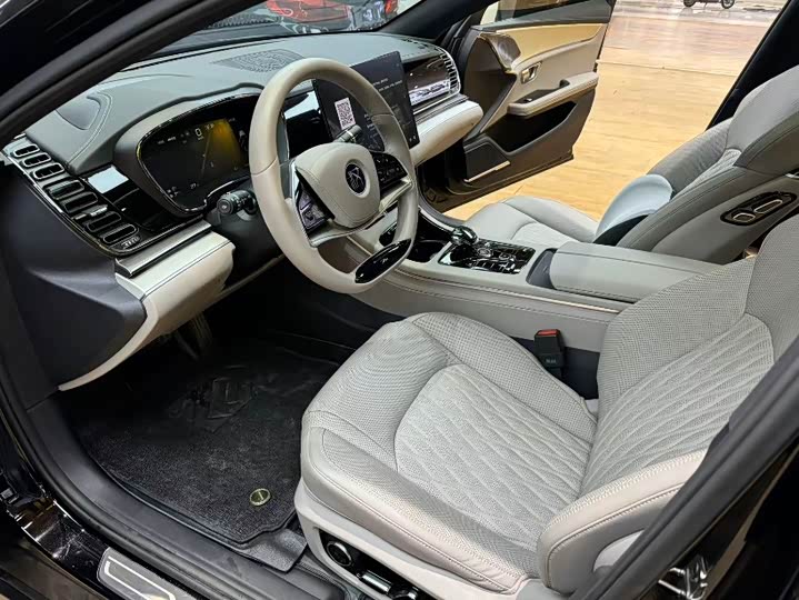 BYD Han 2025 2025款 DM-i 125KM精英型