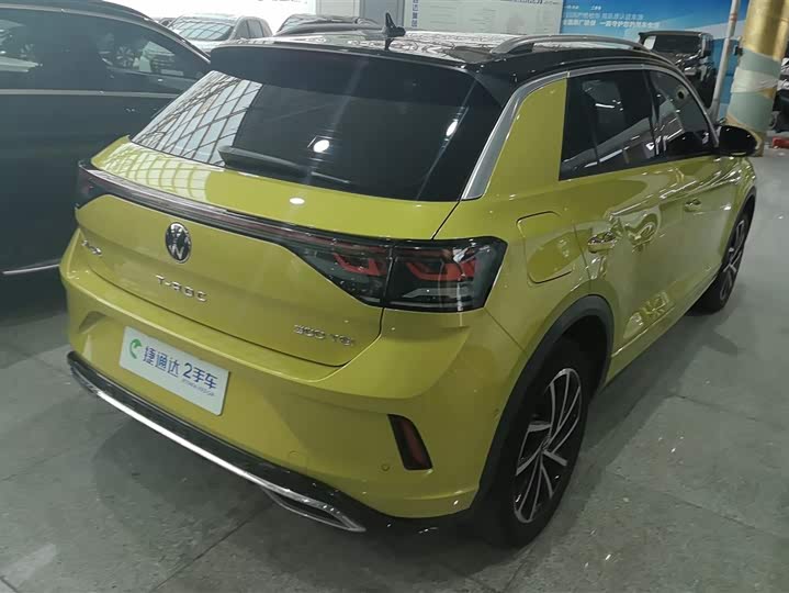 Volkswagen T-Roc 2023 2023款 300TSI DSG两驱星光版