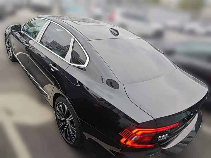 Volvo S90 2025 2025款 B5 智远豪华版