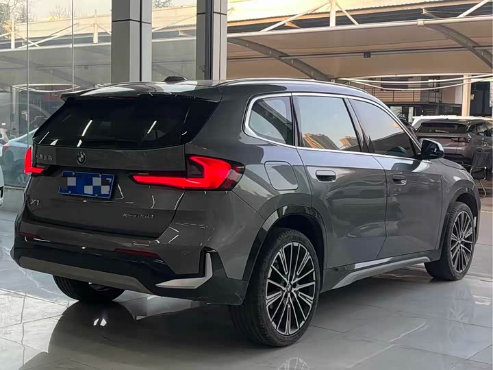 BMW X1 2024 2024款 sDrive25Li X设计套装