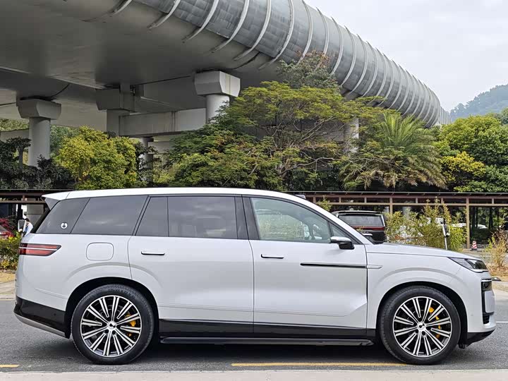 Denza N9 2025 2025款 旗舰型