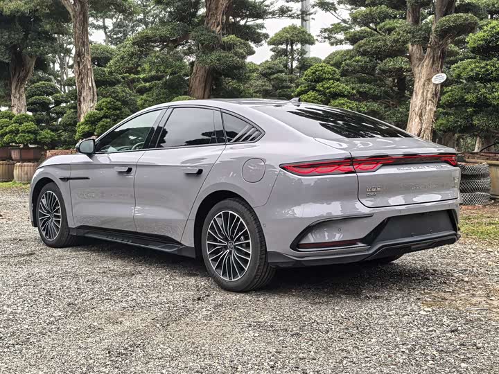 BYD Han 2025 2025款 DM-i 125KM激光雷达智驾型