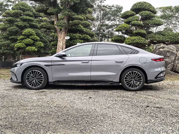 BYD Han 2025 2025款 DM-i 125KM激光雷达智驾型