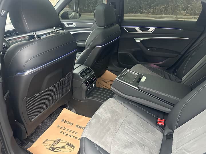 Audi A6L 2024 2024款 45 TFSI quattro 臻选动感型