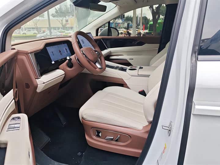 BYD Xia 2025 2025款 DM-i 1.5T 180km 超越型