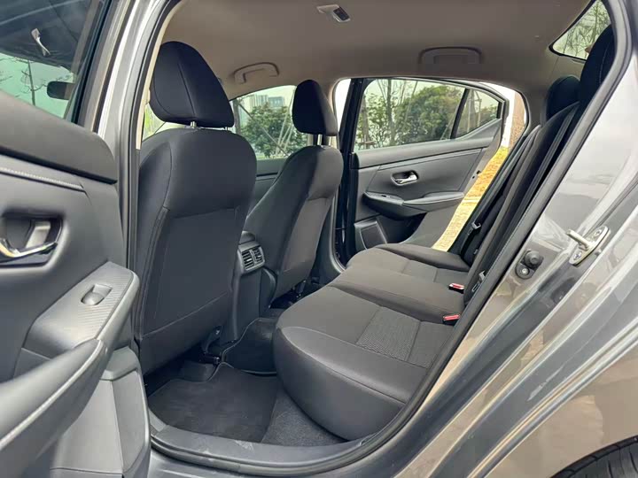 Nissan Sylphy 2026 2026款 1.6L CVT省心版