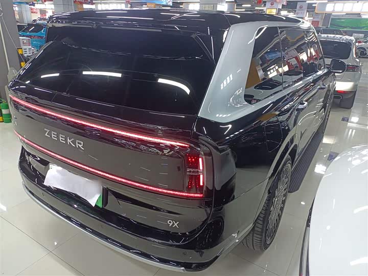 Zeekr 9X 2025 2025款 Ultra版 70kWh