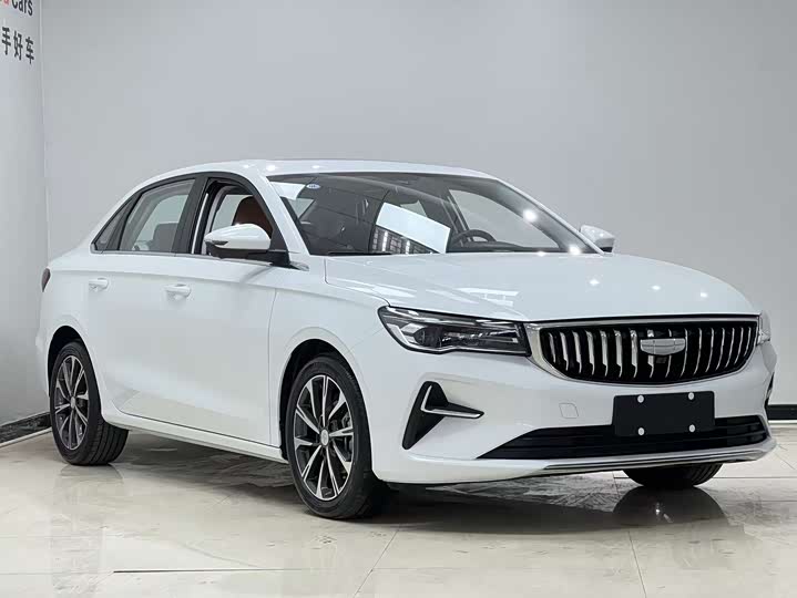 Geely Emgrand 2025 2025款 第4代 1.5L CVT旗舰型