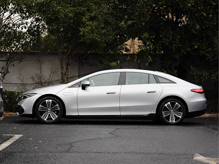 Mercedes-Benz EQS 2023 2023款 450+ 先锋版