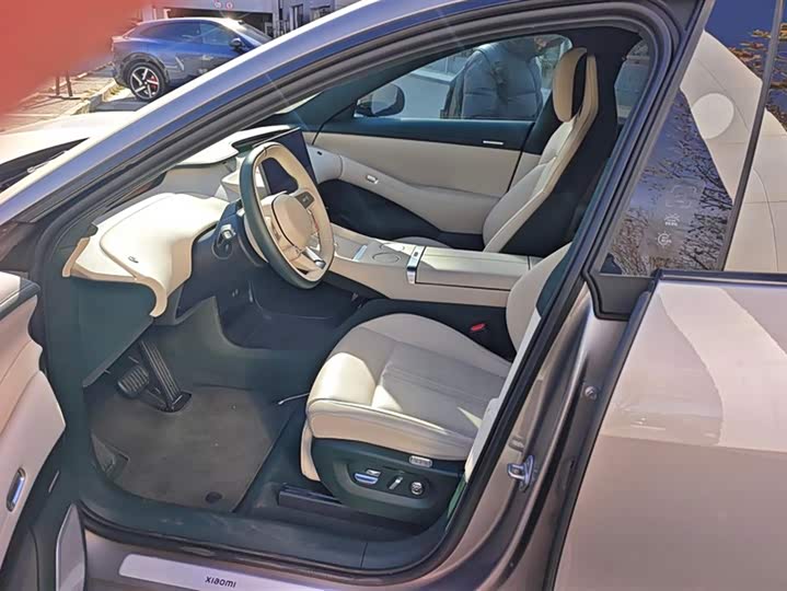 Xiaomi YU7 2025 2025款 超长续航高性能四驱Max版