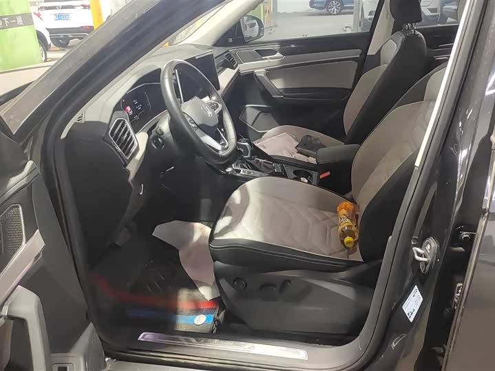 Volkswagen Tayron 2024 2024款 300TSI 两驱豪华Plus进阶版