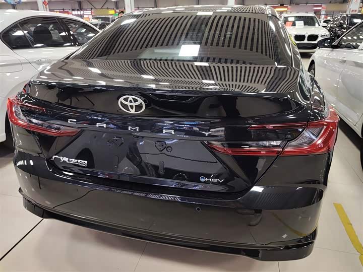 Toyota Camry 2024 2024款 双擎 2.0HGVP 豪华版
