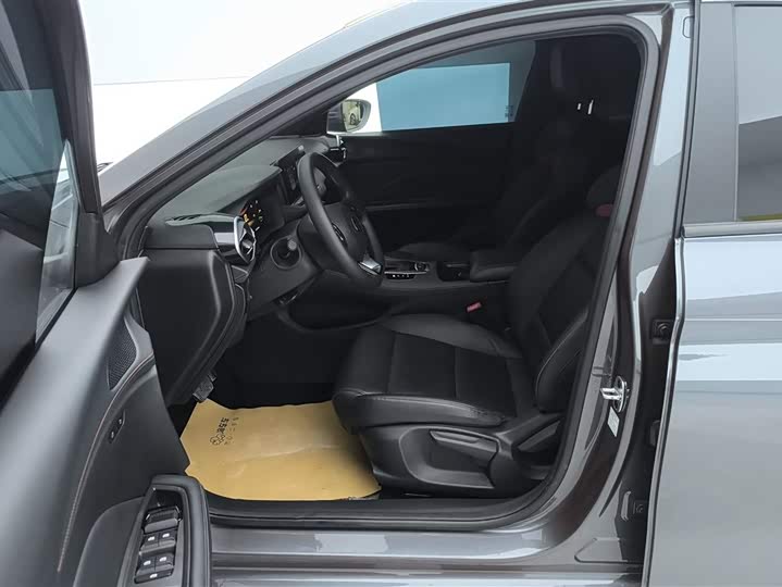 MG Motor 5 2025 2025款 180DVVT 全球抢先版