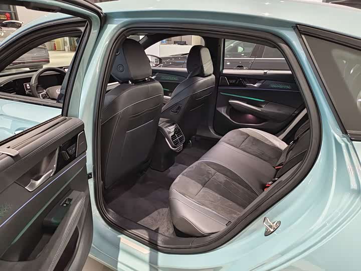 Volkswagen Passat 2025 2025款 Pro 380TSI 星空龙尊版